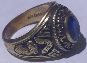 1972 Darien CT class ring3