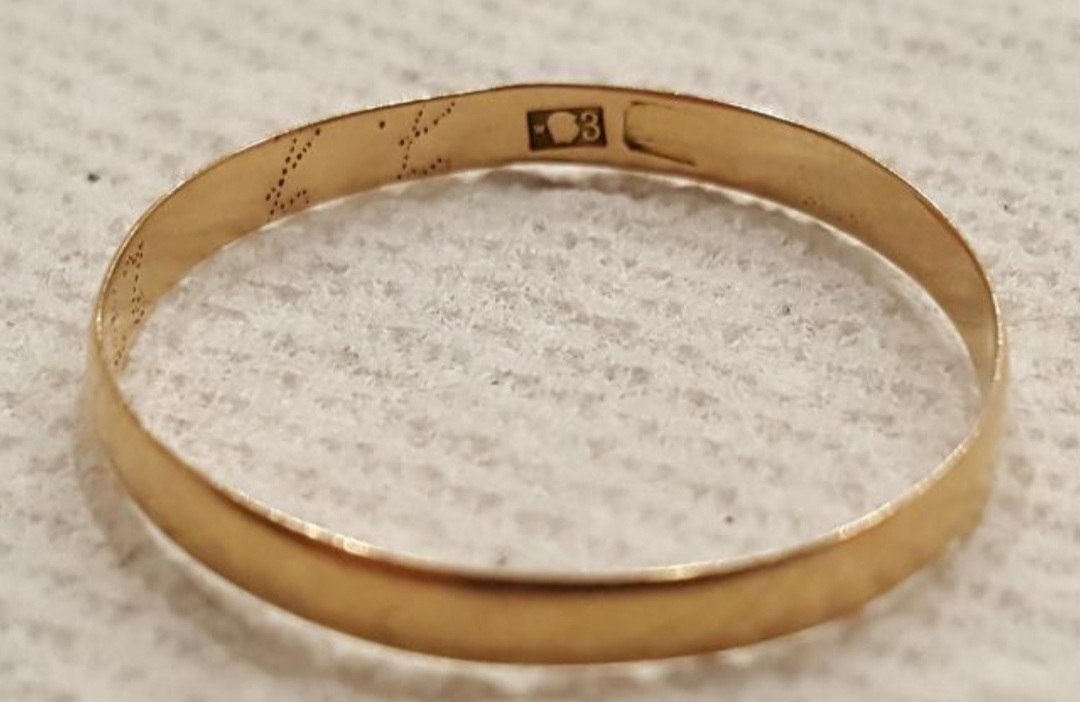 Metal Detector finds ring & owner found years later! La Jolla