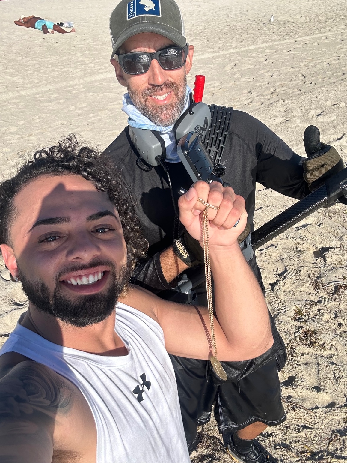 Lost chain in the ocean at Miami Beach