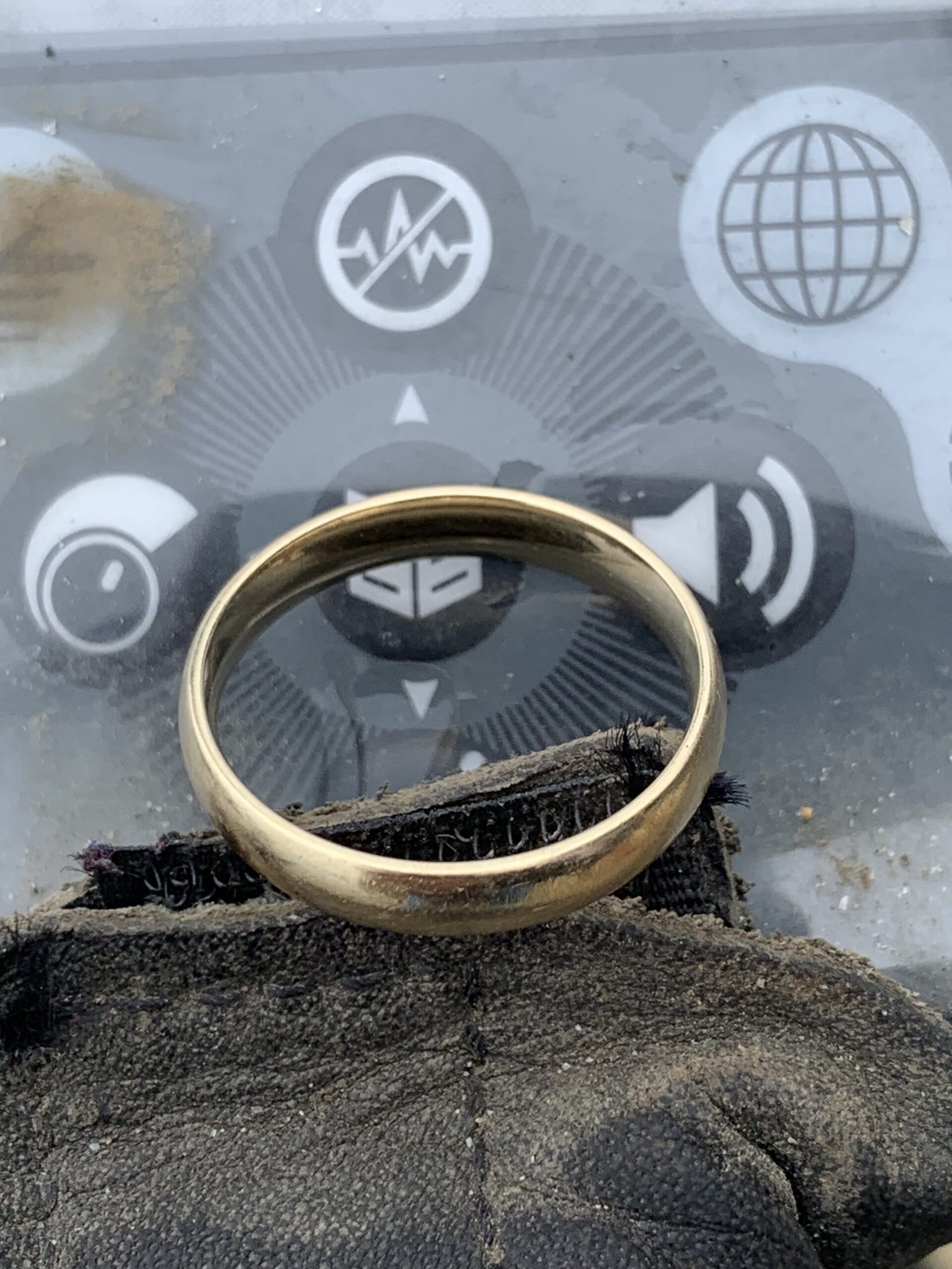 Lost Wedding Ring Found In A Maine Lake With A Metal Detector