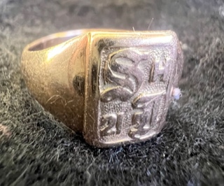 Lost Gold Class Ring Found in Saline Michigan