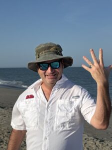 NJ ring Finder returns lost wedding band. Manasquan New Jersey recovered by Edward Trapper NJ Ring Finder