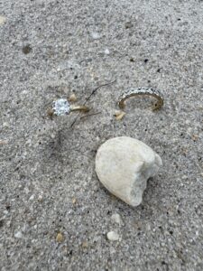Lost and found wedding rings recovered by NJ ring Finder.