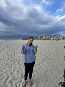 Find lost keys on beach